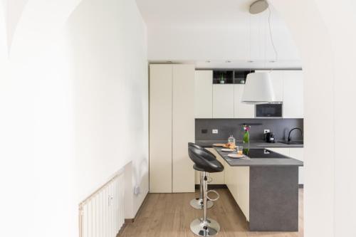 iFlat Sleek & Sunlit Apartment near the Vatican