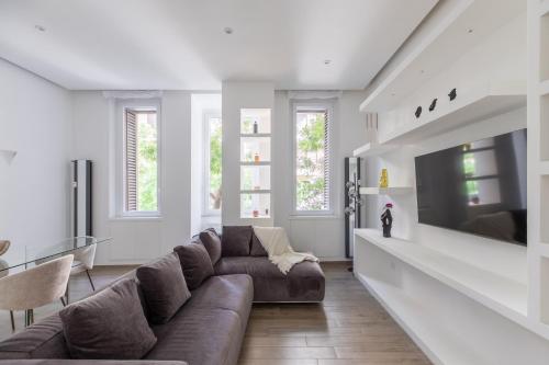 iFlat Sleek & Sunlit Apartment near the Vatican