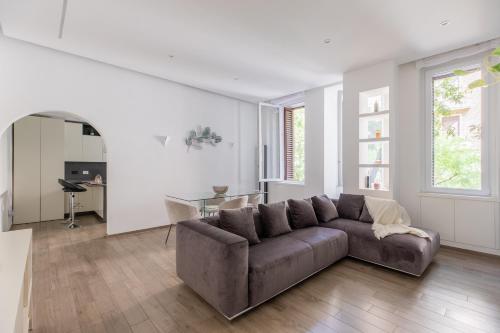 iFlat Sleek & Sunlit Apartment near the Vatican