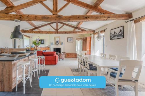 La Marais - Parking - Jardin