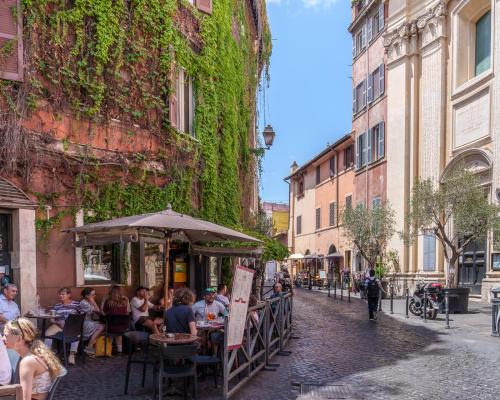 Le Lune Apartment