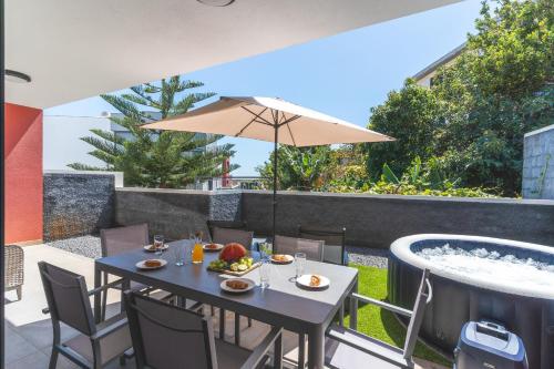 Blue Outlook Garden by Atlantic Holiday