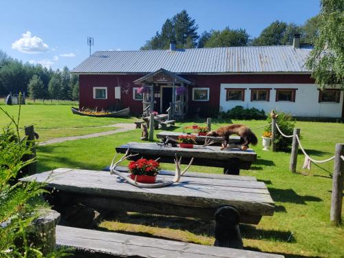 Fotografie z fotogalerie ubytování Barn House Mäntyniemi v destinaci Hossa