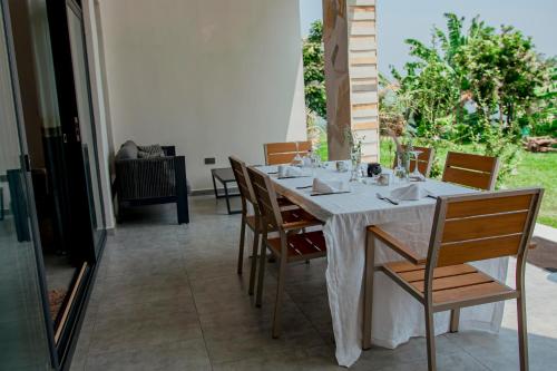 Gambar di galeri bagi RUBONA HILL Lodge di Gisenyi