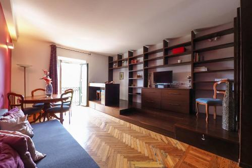 Metro Blu Tricolore - Concordia Apartment
