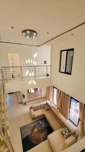Zona de estar de Villa Serenity Yenne