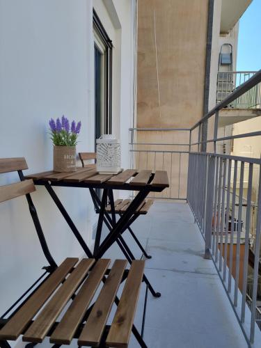 Renovated 2-Bedroom Apartment with Balcony 62sqm Near Athens Center
