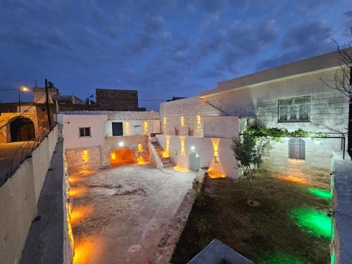 Tarihi Midyat Acar Konağı - Size Özel Müstakil Konak