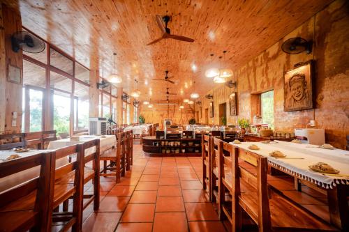 Εστιατόριο ή άλλο μέρος για φαγητό στο H'mong Village Resort Ha Giang