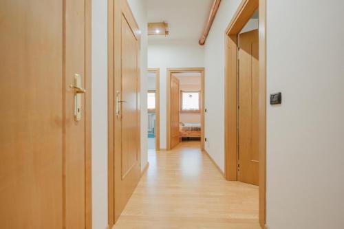 Fotografie z fotogalerie ubytování I Folli di Alleghe Apartment - Parking & Wi-Fi v destinaci Caprile
