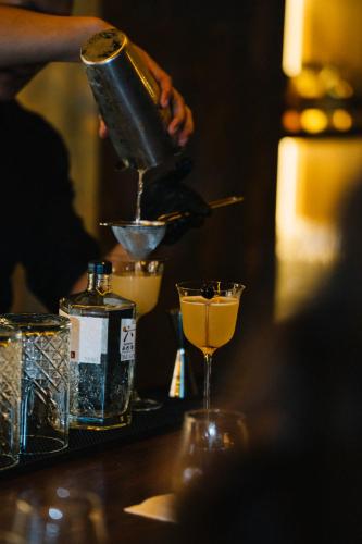 Minuman di Chinggis Khaan Hotel