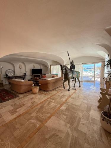 Gallery image of BRORENT - Polaris Quatu in Baja Sardinia