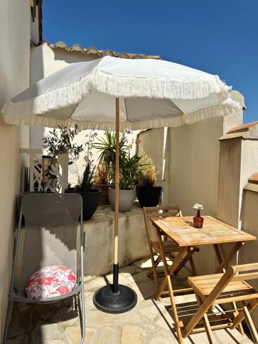 Μπαλκόνι ή βεράντα στο Studio confortable et calme au millieu des vignes