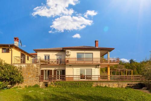 Serene Retreat Apartments
