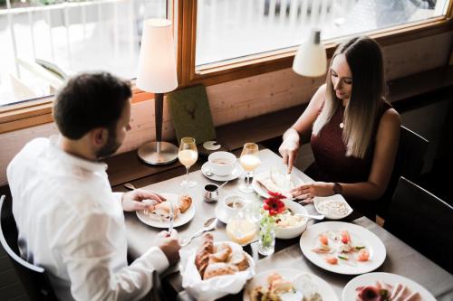 Еда / где поесть недалеко от отеля