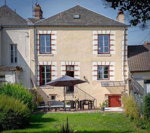 Maison L'Escale, proche des bords de Loire, 6 chambres avec sdb privée, jardin & terrasse