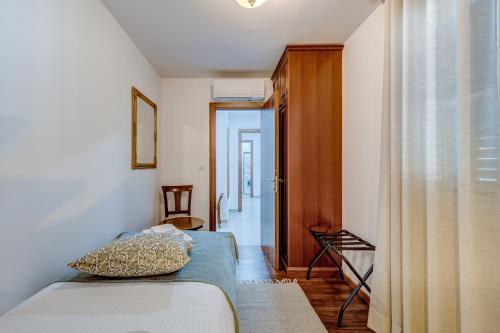 MAJESTIC 3-Bedroom Luxury Apartment