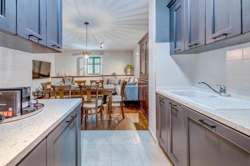 MAJESTIC 3-Bedroom Luxury Apartment