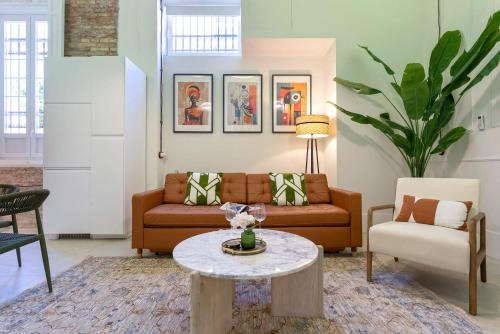 Genteel Home Boteros
