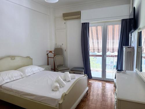 Neos Kosmos Family Apartment