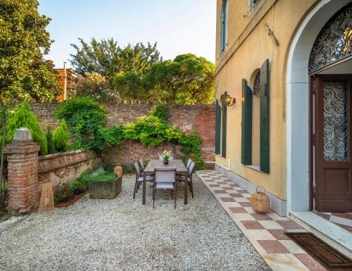 Domus Carla with Garden R&R photo 53