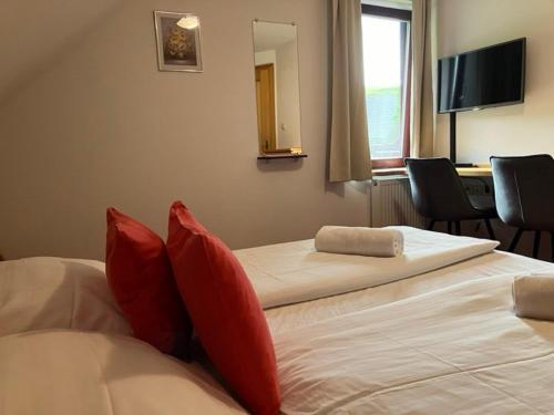 Ένα ή περισσότερα κρεβάτια σε δωμάτιο στο Apartments Pri Boštjanovcu