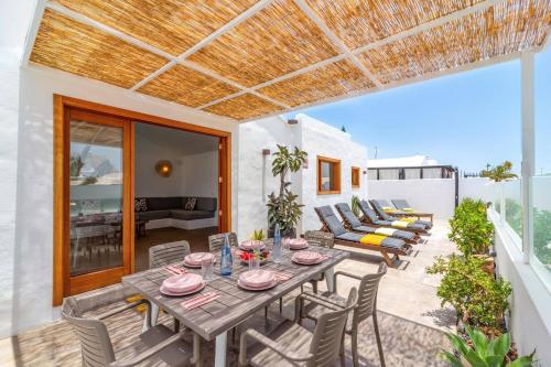 Villa Tina by Villa Plus