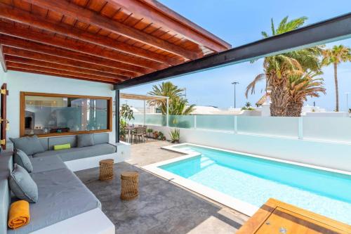 Villa Tina by Villa Plus