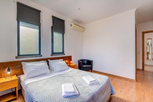 Villa Ruana - 5 bedrooms on Suite- Free out door Hot Jacuzzi - By Bedzy