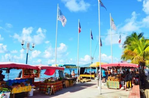 Nespecifikovaný výhled na moře nebo výhled na moře při pohledu z apartmánu