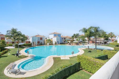 El Paraíso - Apartment with Sunny Terrace & Shared Pool photo 3