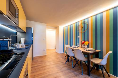 Η κουζίνα ή μικρή κουζίνα στο InLuce Loft
