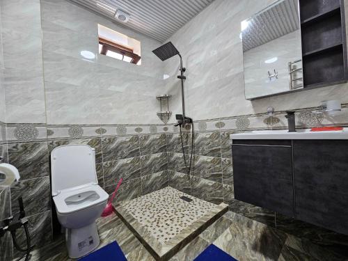 Ένα μπάνιο στο Panda House