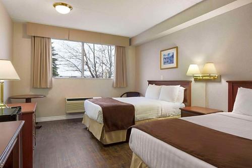 Gallery image of Regal Inn Brockville in Brockville