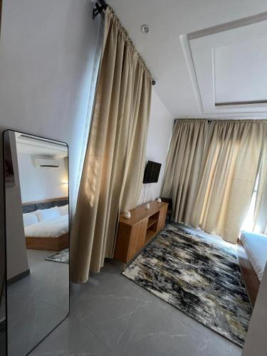 Laguna Beach Apartmentsにあるベッド