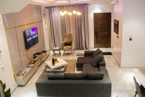 The HavenHaus Luxury 4 Bed in Lekki 24 hrs Power with inverter and Free WiFi