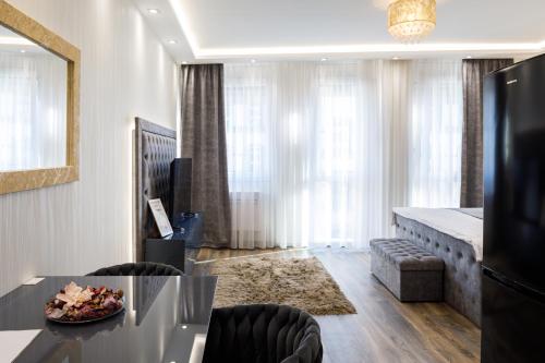 Μια τηλεόραση ή/και κέντρο ψυχαγωγίας στο Rebany Apartman 2 Central Location