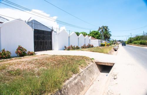 Fotografie z fotogalerie ubytování Cozy Up in Cozy home v destinaci Dar es Salaam