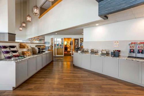 Jídlo v hotelu nebo okolí