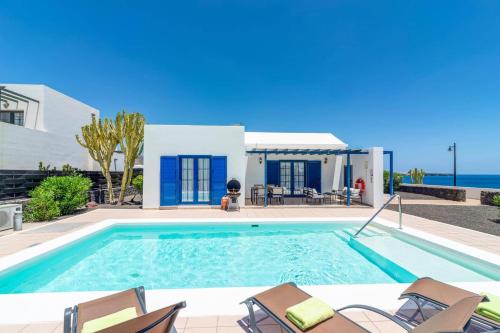 Villa Seasol 2 by Villa Plus