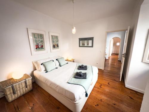 Superb 3 BR Apartment - Beachfront - Old Town Cascais photo 2