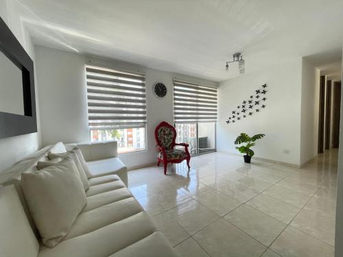 Galería fotográfica de Hermoso y comodo apartamento con Aire acondicionado y parqueo privado en unidad residencial - Jamundi en Jamundí