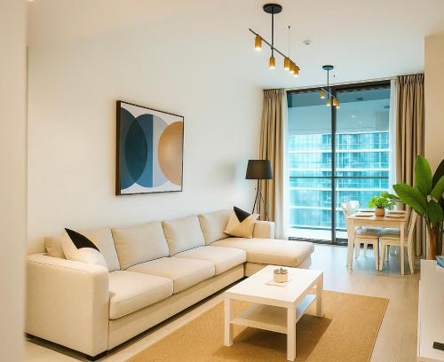 2BR Luxury Baby, Gym & Pool