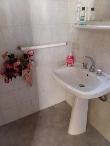 Kupatilo u objektu Bayt jeddy