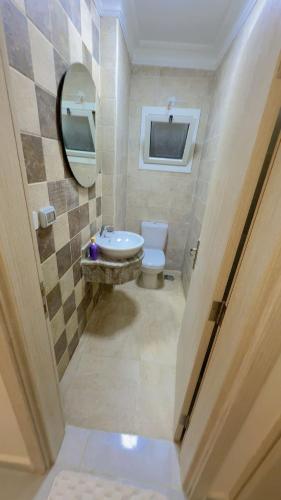 Un baño de الساحل الشمالي