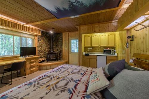 Dapur atau dapur kecil di Fishing Escape in the Woods