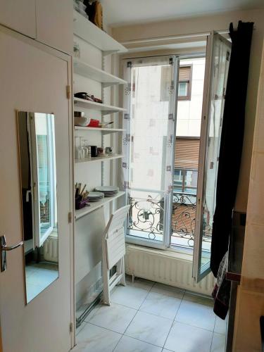 Cozy Room in Paris 15th - 10 minutes away from Eiffel Tower!