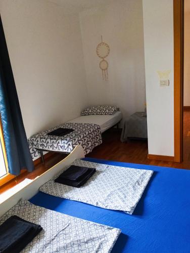 Ένα ή περισσότερα κρεβάτια σε δωμάτιο στο Peaceful Villa 20 min from sea
