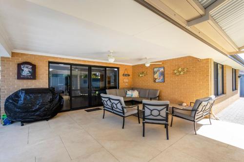 Un lugar para sentarse en Singleton Impressions