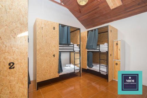 Postel nebo postele na pokoji v ubytování Albergue Casa Jalou